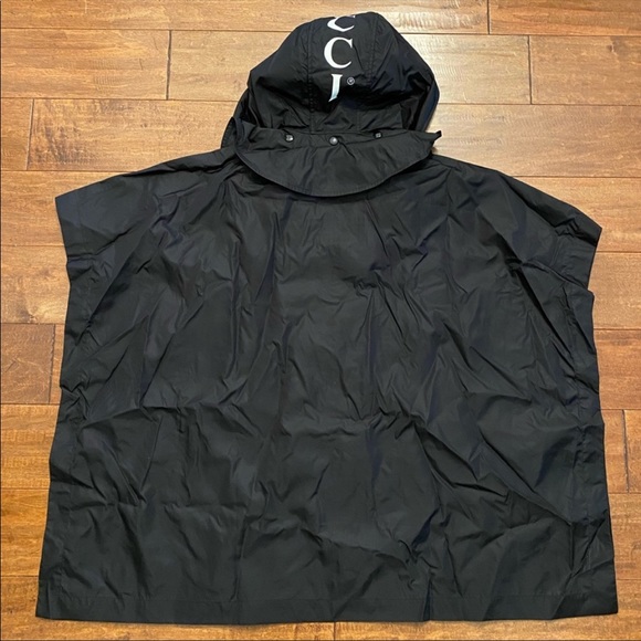 Gucci Black Windbreaker Rain Jacket Poncho One Size - Picture 3 of 16